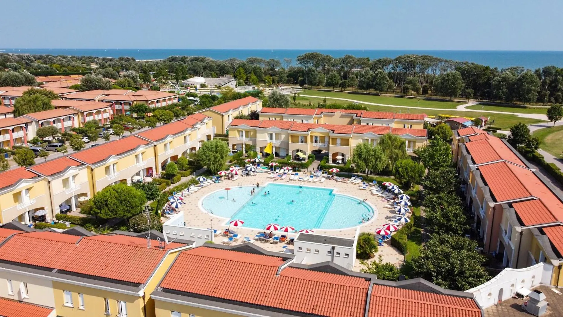 Villaggio Le Acacie كاوْرلي
